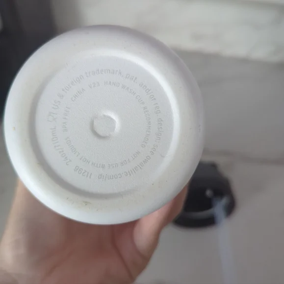 Owala 24oz FreeSip Stainless Steel Water Bottle - Sleek - Picture 7 of 7